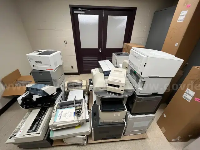 Computer, Printers, Scanners - Lot 300