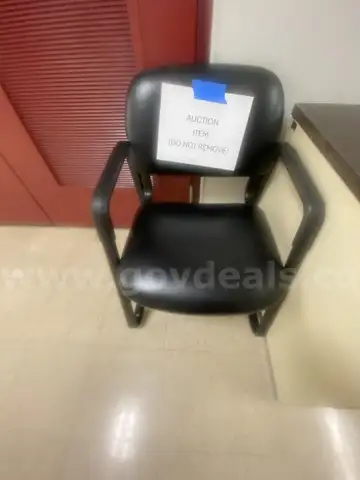 Various Office Chairs - Lot -335