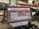 Coats 1025 tire balancer