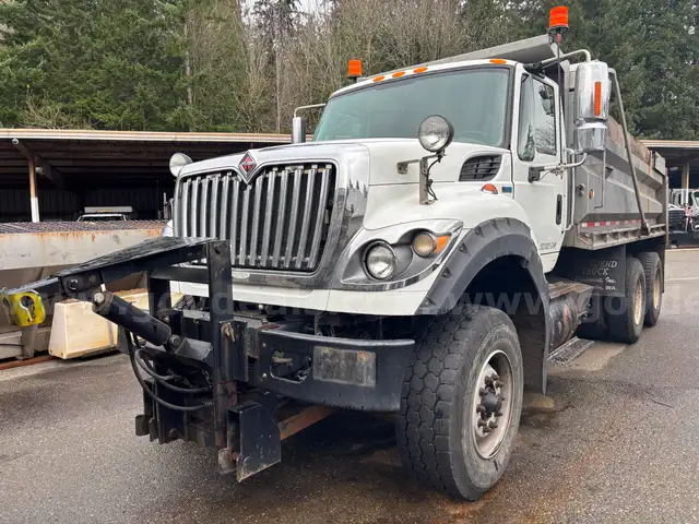 2011 International WorkStar 7600 Dump Truck