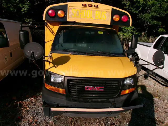2010 GMC Savana