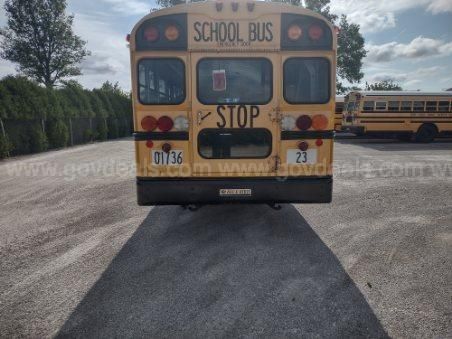 2009 BLUEBIRD HANDICAP SCHOOL BUS | AllSurplus