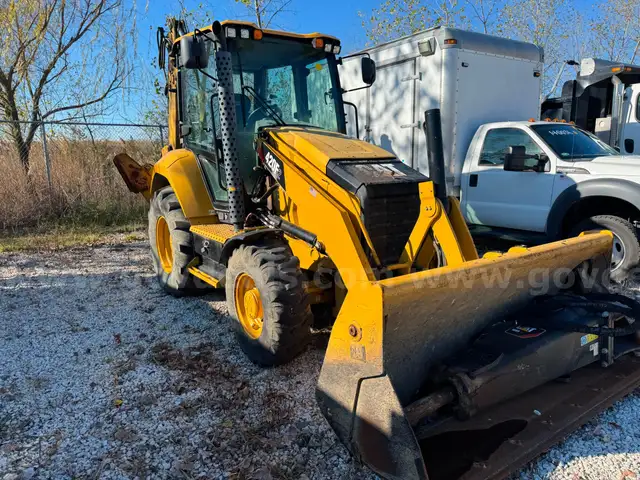 2019 Caterpillar 420F2 Backhoe LOT359-197175-R