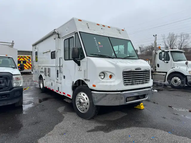 2007 Freightliner MT55 RV Truck / LOT408 - 540401 -NR