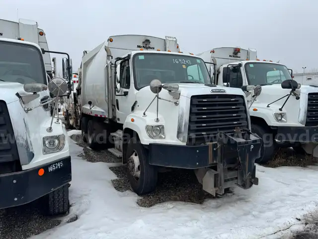 2016 Freightliner 108SD 20YD Compactor / LOT409 - 165243 - R