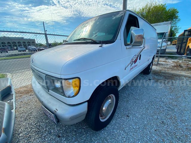 1997 Ford Econoline E250 | GovDeals