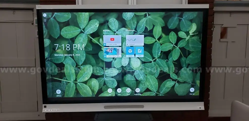 SMART Board SPNL 65&#x22; Touchscreen Interactive Whiteboard Display QTY 25