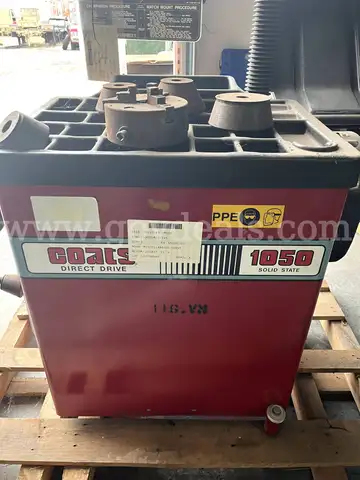 Coats model 1050 tire balancer