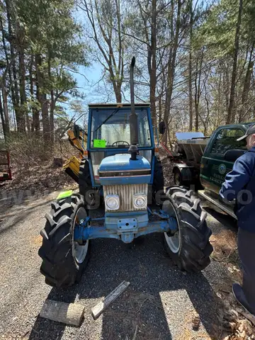 1989 Ford Tractor 4610
