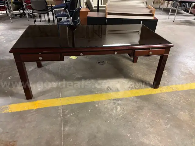 (1) Gianni Desk with Glass Top