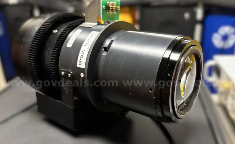 Epson ELPLS04 Standard Zoom Lens (with Case)