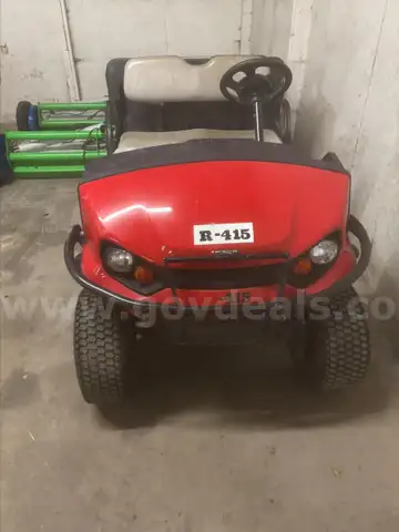 Cushman Hauler Golf Cart