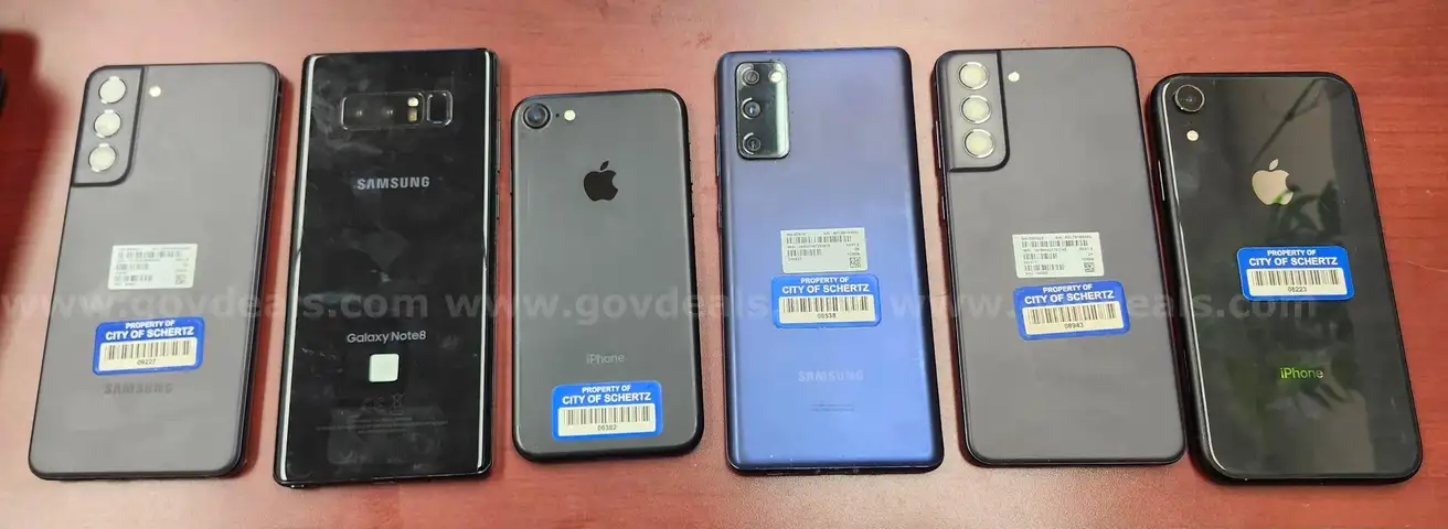 Six (6) Cell Phones - No power cords (WILL NOT SHIP)