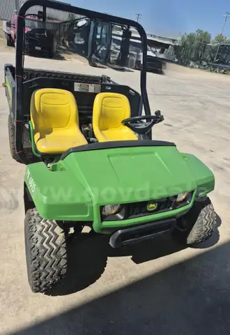 2015 John Deere Gator TX 4X2
