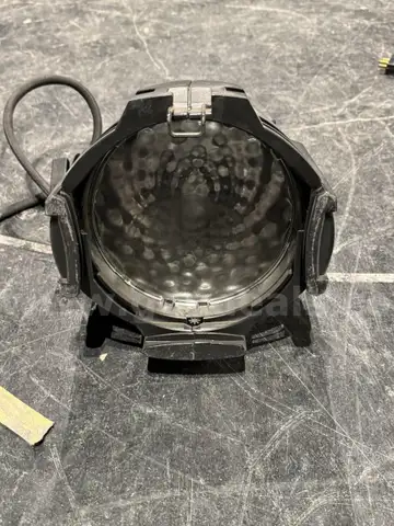 SOURCE FOUR PARNEL 750 INCANDESCENT LIGHTING FIXTURES - LOT OF 2