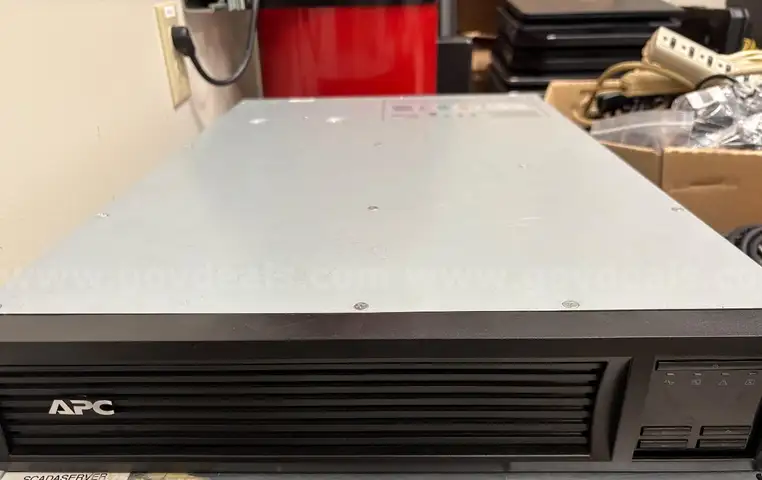 APC 3000VA UPS