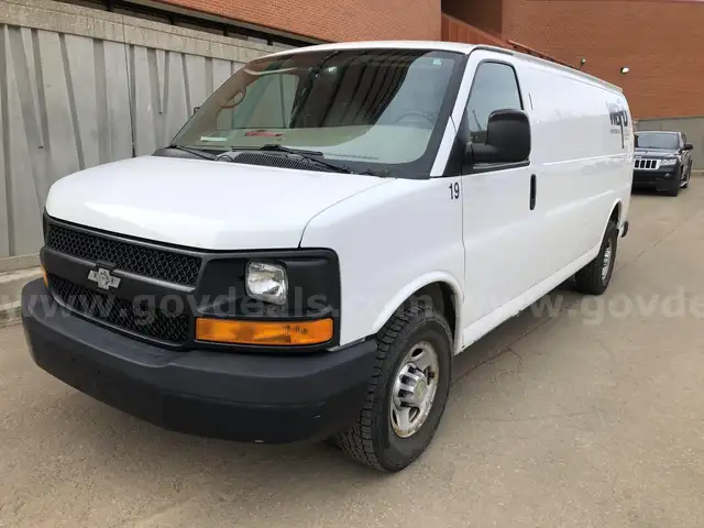 2014 Chevrolet Express EXTENDED CARGO VAN 4.8L V8 OHV 16V
