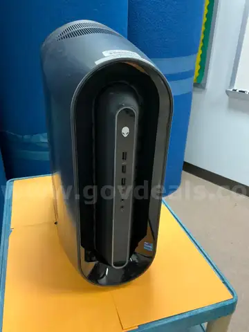 **One (1) Alienware Aurora R12**