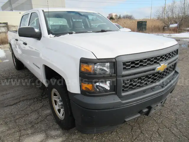 2014 Chevrolet Silverado 1500 Work Truck 1WT Crew Cab 2WD