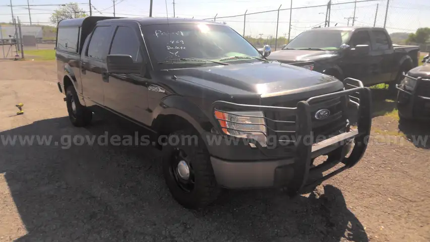 2013 FORD F150 4WD SUPER CREWCAB