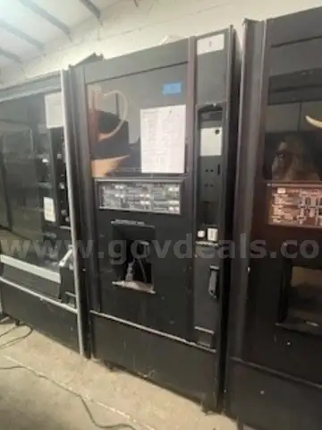 VENDING MACHINES   (QTY-10)
