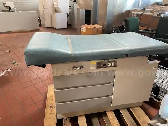 Medline Exam table