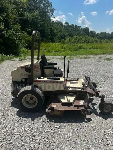 2010 GRASSHOPPER 430D MOWER