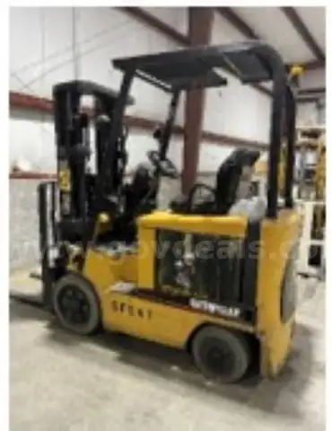 CATERPILLAR EC25 Forklift