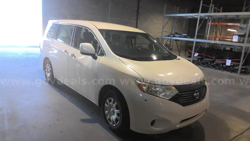 2015 NISSAN QUEST