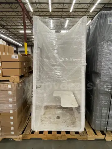 ADA COMPLIANT SHOWER