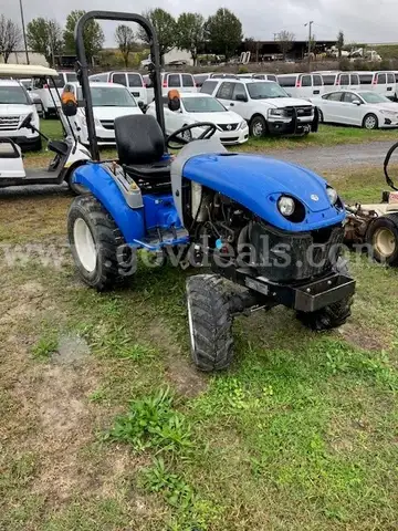 2016 NEW HOLLAND BOOMER 24