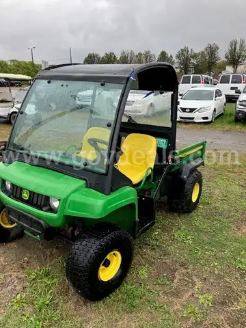 2018 JOHN DEERE GATOR