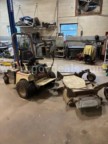 2017 GRASSHOPPER 725D MOWER