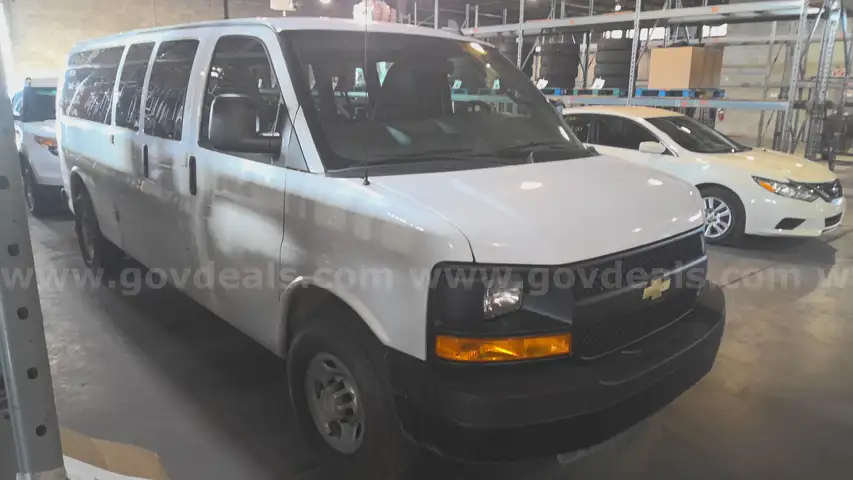 2016 CHEVROLET EXPRESS 3500 EXTENDED PASSENGER VAN