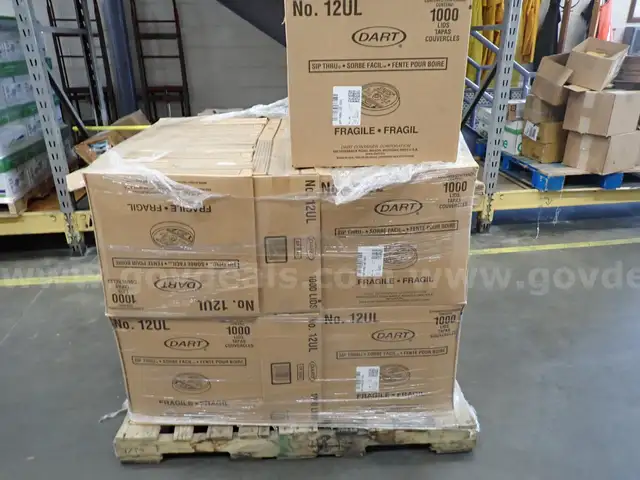 12 &#x26; 8 oz Cup Lids (1Lot)