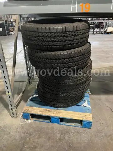 5 FIRESTONE 18 INCH TIRES