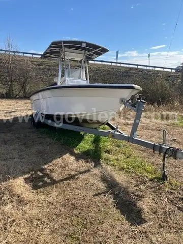 2012 ANGLER 2200GB C/C BOAT WITH MOTOR AND TRAILER