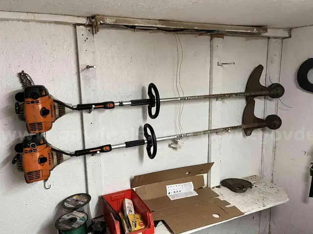 STIHL FS90 BRUSHCUTTERS (2)