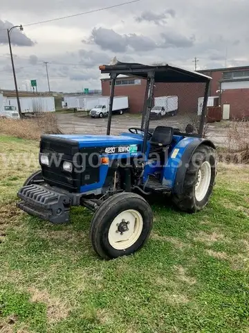 1996 FORD 4230 TRACTOR