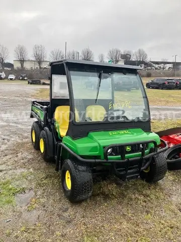 2017 JOHN DEERE GATOR