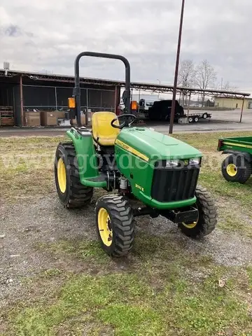 2015 JOHN DEERE 3032 TRACTOR