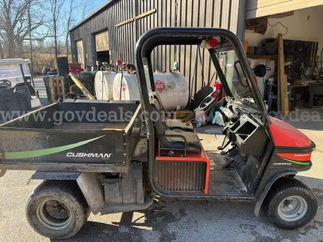 2008 CUSHMAN TURF TRUCKSTER