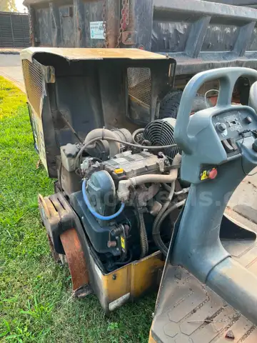 2015 Caterpillar CB14B Roller (Blown Engine)