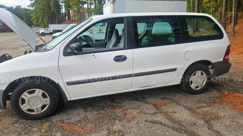 2003 Ford Windstar