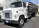 TRUCK: 24FT STAKEBED/ FLATBED