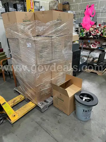 TOILET/ COMMODE: PORTABLE, PALLET LOT