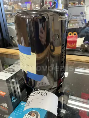 COMPUTER: MAC PRO INTEL XEON E5-1650 / 64GB RAM DDR3 / 1TB FLASH HD / AMD FIREPRO D500 3GB