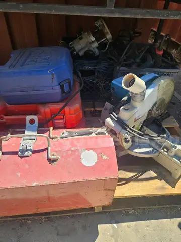 Pallet of Misc Tools
