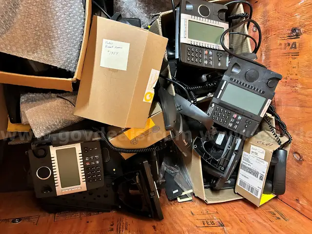 Mitel IP desk phones