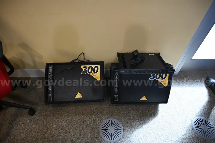 Powered Speakers and Amplifier